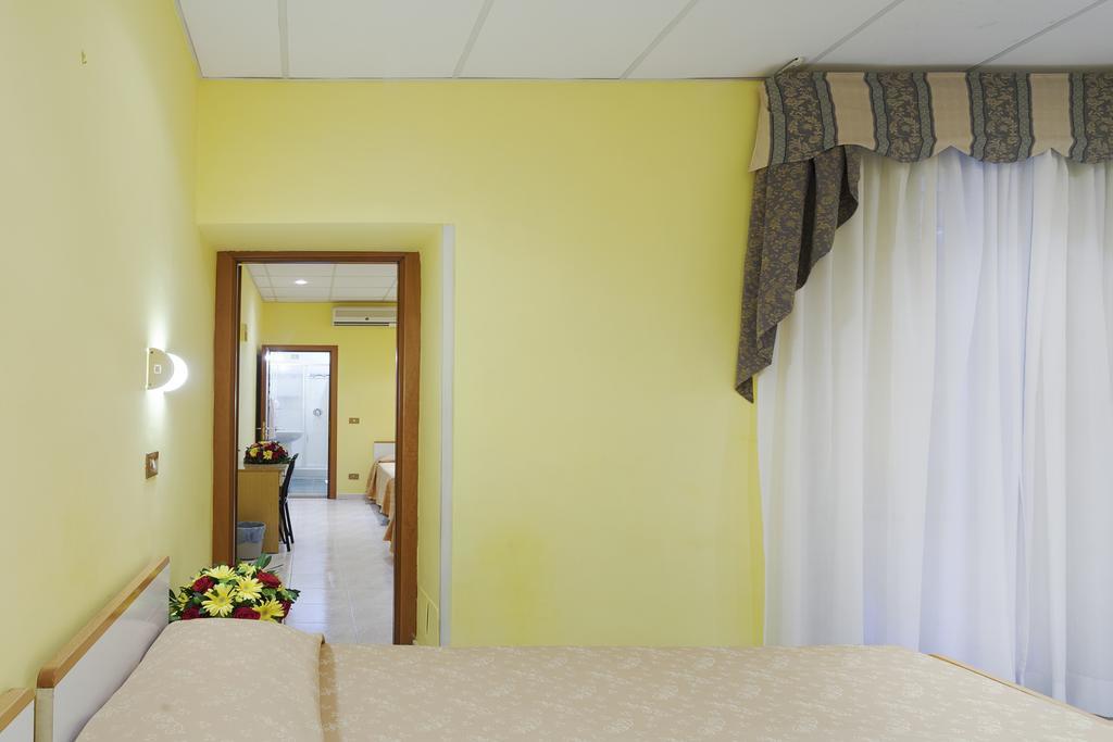 Hotel Oriente Řím Pokoj fotografie